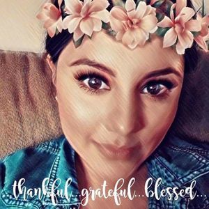 Meet your Posher, Ana